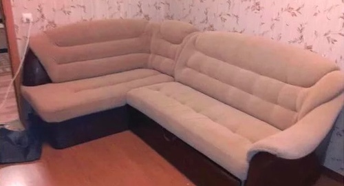 Перетяжка углового дивана. Красково