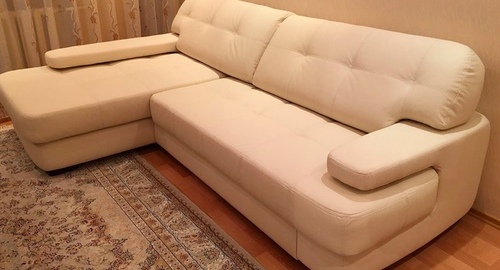 Обивка углового дивана.  Красково