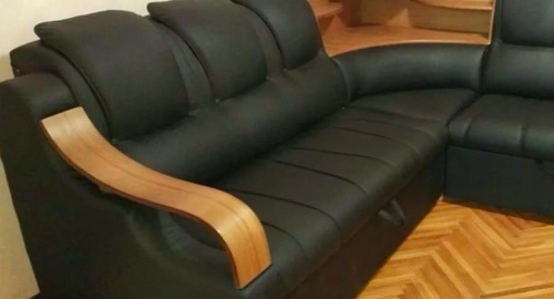 Перетяжка кожаного дивана. Красково